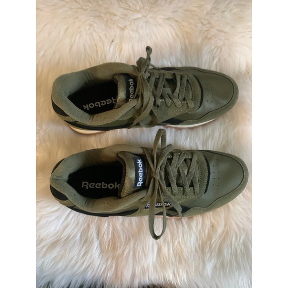 Reebok sneakers - Picture 6 of 8